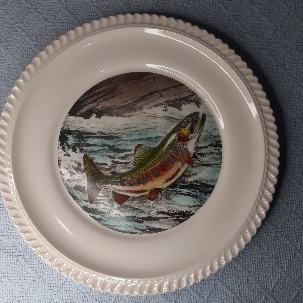 💥SALE💥L.L. Bean Golden Trout Plate